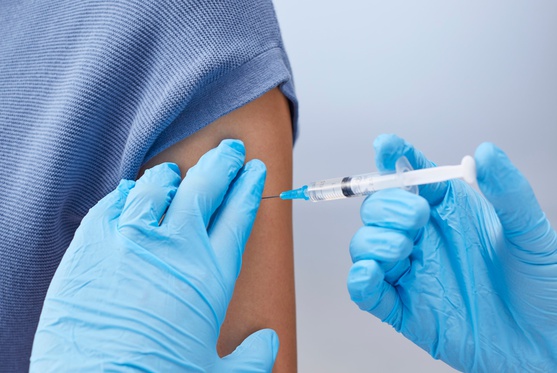 Вакцинація проти сезонного грипу 2025/2026 у Варшаві – клініка AstraMED